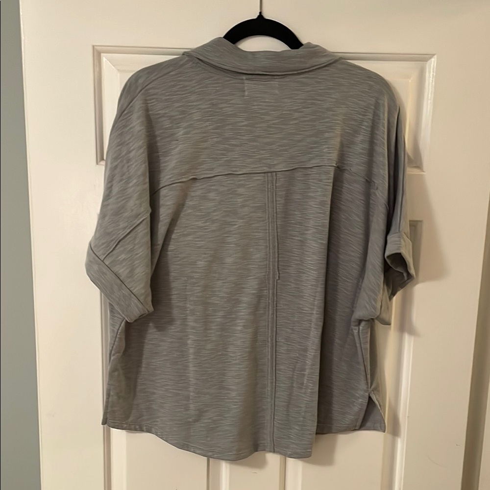 BUCKETLIST Gray Button Down Shirt medium EUC - image 3